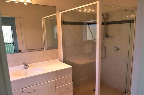 Photo of property in 34 Basra Drive, Henderson, Auckland, 0612