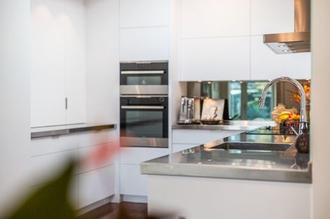 Photo of property in 38 Oroua Street, Eastbourne, Lower Hutt, 5013