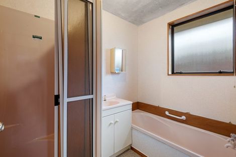 Photo of property in 6b Rolfe Place, Bishopdale, Christchurch, 8053