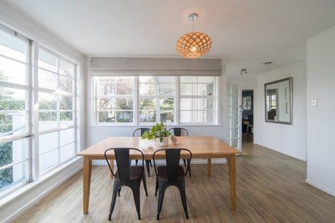 Photo of property in 73 Morrow Avenue, St Andrews, Hamilton, 3200