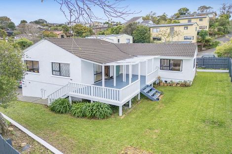 Photo of property in 1/22 Leiden Place, Totara Vale, Auckland, 0629