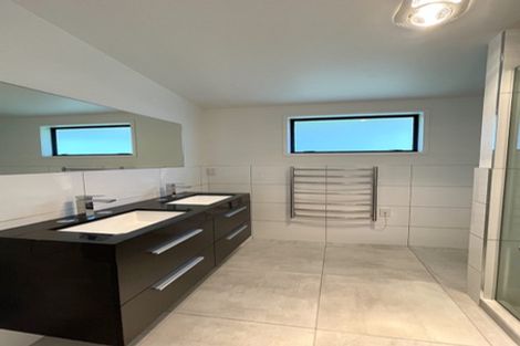 Photo of property in 48a Duncansby Road, Stanmore Bay, Whangaparaoa, 0932