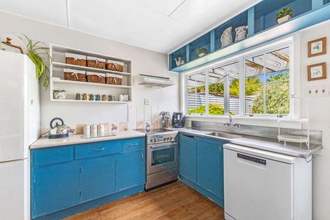 Photo of property in 21 Portia Street, Stratford, 4332