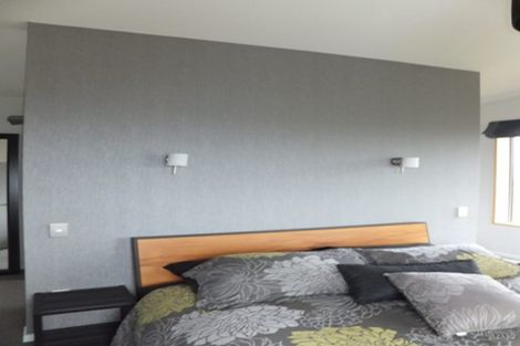 Photo of property in 217 Mark Avenue, Grenada Village, Wellington, 6037