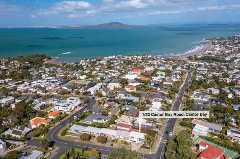 Photo of property in 1/33 Castor Bay Road, Castor Bay, Auckland, 0620