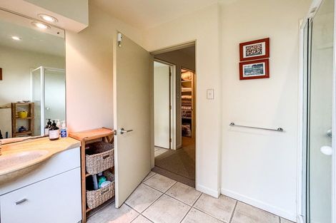 Photo of property in 2/3 Oban Road, Browns Bay, Auckland, 0630