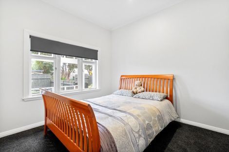 Photo of property in 5 Mason Street, Moera, Lower Hutt, 5010