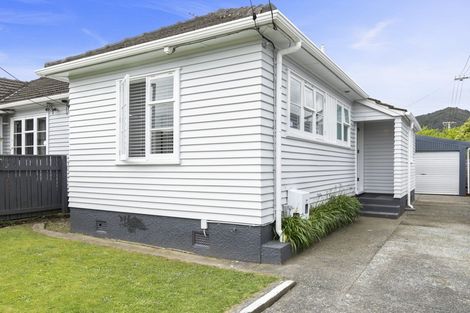 Photo of property in 8 Dempsey Street, Naenae, Lower Hutt, 5011
