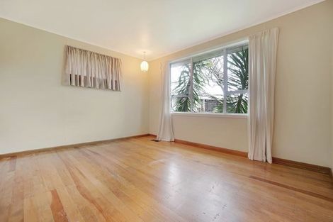 Photo of property in 14 Freyberg Place, Howick, Auckland, 2014