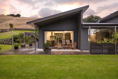 Photo of property in 44 Springbank Grove, Lower Shotover, Queenstown, 9371