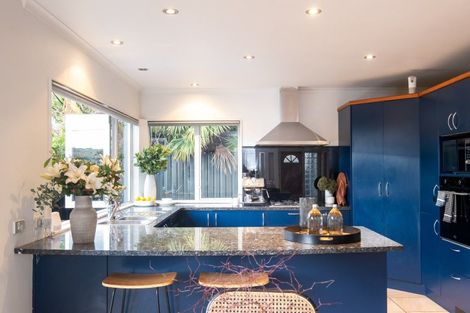 Photo of property in 9a Avenue Road, Greenmeadows, Napier, 4112