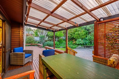 Photo of property in 124 West Harbour Drive, West Harbour, Auckland, 0618