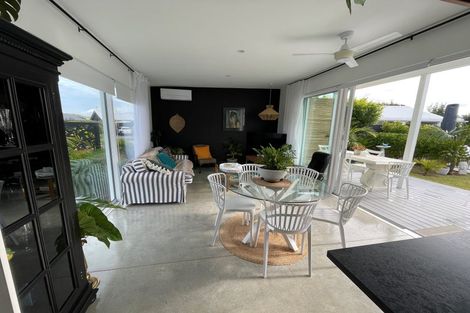 Photo of property in 2 Taimoana Close, Mangawhai Heads, Mangawhai, 0505