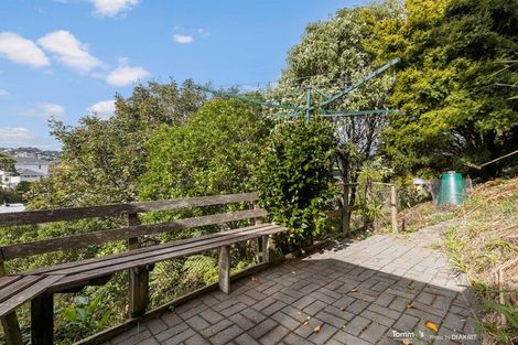 Photo of property in 17 David Crescent, Karori, Wellington, 6012