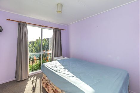 Photo of property in 83 Strathmore Avenue, Levin, 5510