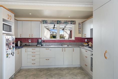 Photo of property in 90 Teesdale Street, Burnside, Christchurch, 8053