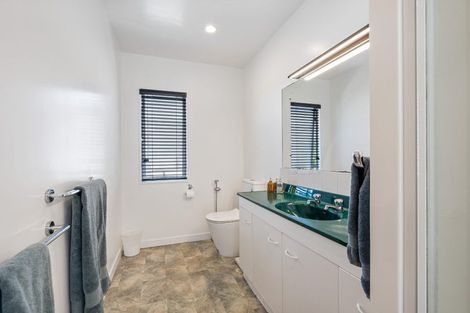 Photo of property in 100 Ngahere Drive, Horahora, Whangarei, 0110