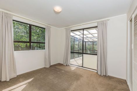 Photo of property in 35 Nile Road, Kelston, Auckland, 0602