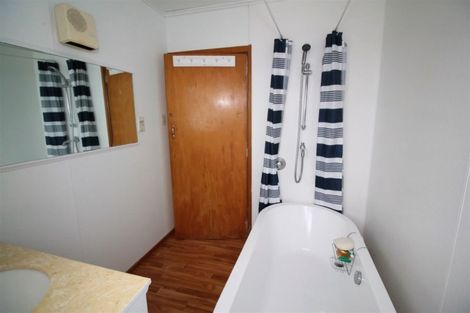 Photo of property in 64 Roslin Street, Tokoroa, 3420