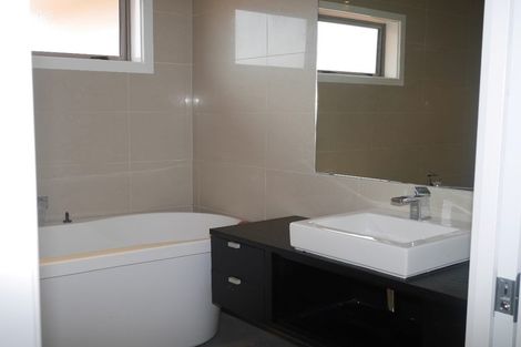 Photo of property in 31 Sumner Terrace, Aotea, Porirua, 5024