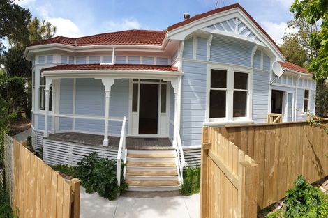 Photo of property in 78 Raroa Road, Kelburn, Wellington, 6012
