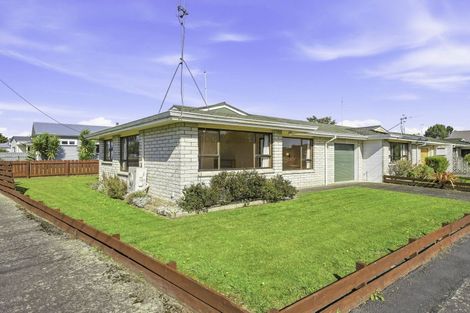 Photo of property in 5a Cambridge Street, Pahiatua, 4910