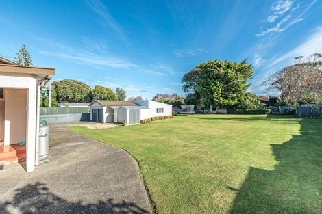 Photo of property in 1 Chester Street, Waverley, 4510