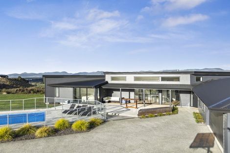 Photo of property in 2 Mahoe Close, Upper Moutere, 7173