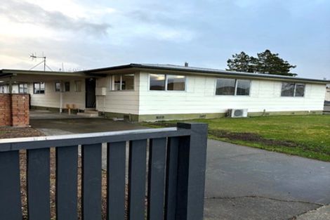 Photo of property in 1/704 Fitzroy Avenue, Mahora, Hastings, 4120