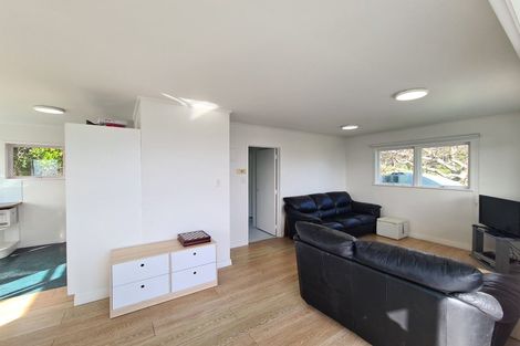 Photo of property in 12 Torehina Heights, Amodeo Bay, Coromandel, 3584