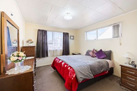 Photo of property in 63 Alabaster Drive, Papatoetoe, Auckland, 2025