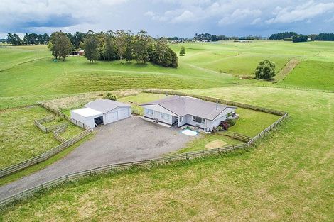 Photo of property in 218 Taipo Road, Rongotea, Palmerston North, 4476