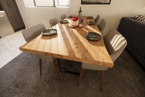 Photo of property in 2 Paapaka Way, Waiuku, 2123