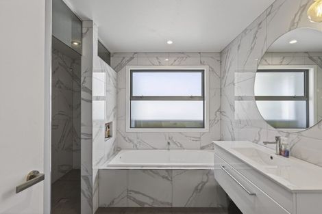 Photo of property in 22 Smith Street, Lepperton, New Plymouth, 4373