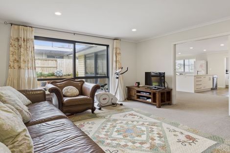 Photo of property in 126 Saint Andrews Drive, Bethlehem, Tauranga, 3110