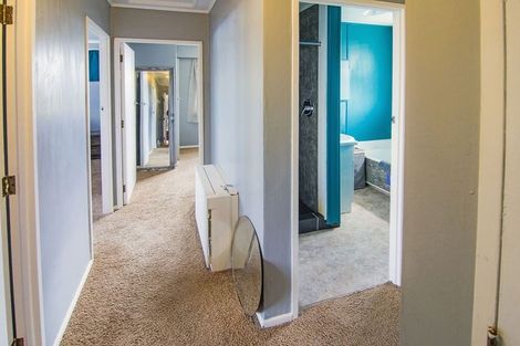 Photo of property in 63 River Road, Masterton, 5810