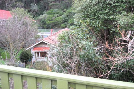 Photo of property in 46 Duncan Terrace, Kilbirnie, Wellington, 6022