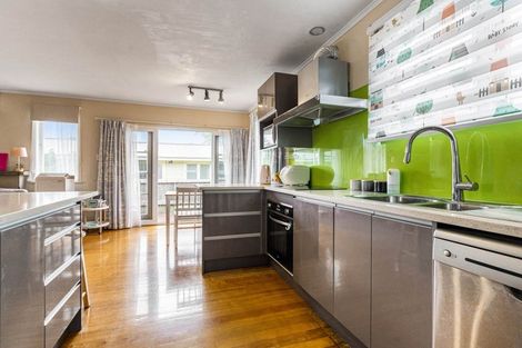 Photo of property in 1/29 Raines Avenue, Forrest Hill, Auckland, 0620