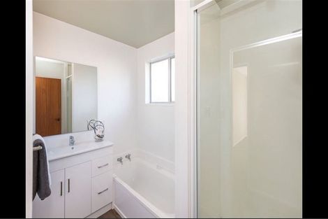 Photo of property in 1/4 Ell Place, Halswell, Christchurch, 8025