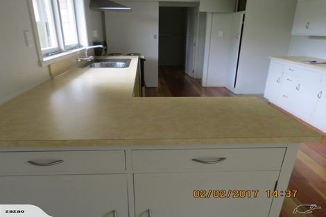 Photo of property in 39 Plassey Street, Havelock North, 4130