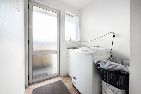 Photo of property in 41a Woodside Road, Massey, Auckland, 0614