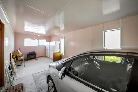 Photo of property in 32 Graham Street, Eltham, 4322