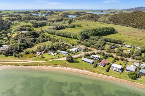 Photo of property in 54 Mahanga Road, Pataua South, Onerahi, 0192