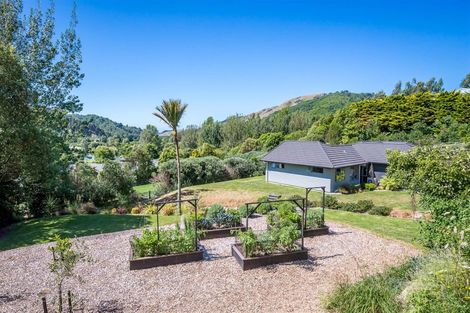 Photo of property in 42 Mahaki Road, Nikau Valley, Paraparaumu, 5032