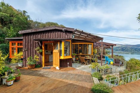 Photo of property in 24 Selwyn Road, Lyttelton, 8082