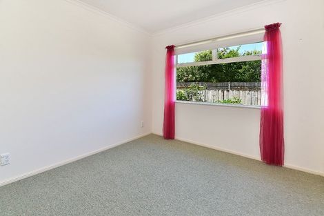 Photo of property in 15a Hatton Road, Orewa, 0931