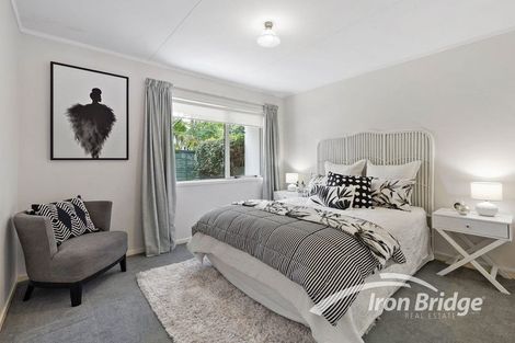 Photo of property in 1/17 Cresta Avenue, Beach Haven, Auckland, 0626
