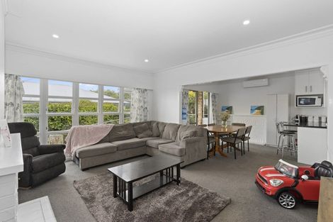 Photo of property in 68 Storey Avenue, Forest Lake, Hamilton, 3200