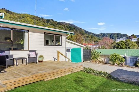 Photo of property in 47a Hampden Street, Picton, 7220