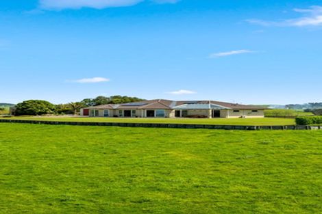 Photo of property in 107 Fuller Road, South Head, Helensville, 0874